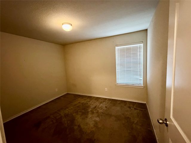 5509 Thunder Bay Drive, Fort Worth, TX 76119
