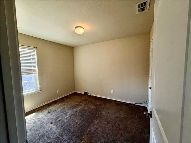 5509 Thunder Bay Drive, Fort Worth, TX 76119