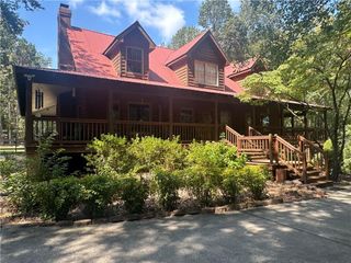8275 Pea Ridge Road, Cornelia, GA 30531