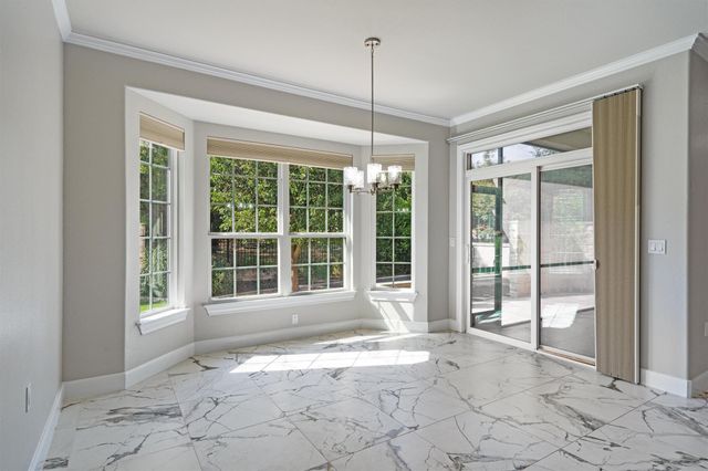 302 Armstrong DR, Georgetown, TX 78633
