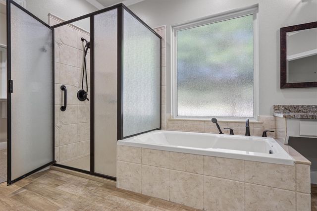 302 Armstrong DR, Georgetown, TX 78633