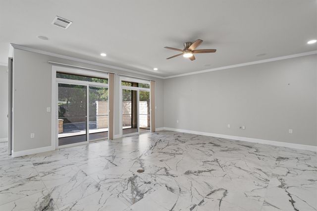 302 Armstrong DR, Georgetown, TX 78633