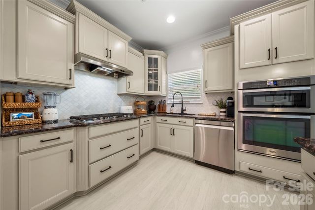 724 Balboa Court, Fort Mill, SC 29715