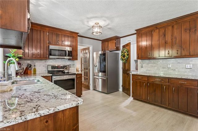 111 Old Dominion RD, Yorktown, VA 23692