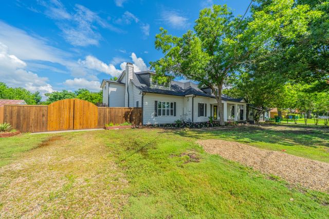 506 Brown Street, Waxahachie, TX 75165