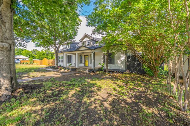 506 Brown Street, Waxahachie, TX 75165