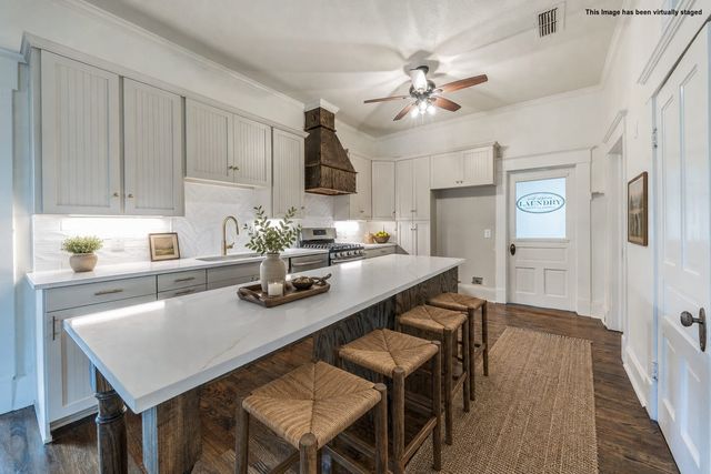 506 Brown Street, Waxahachie, TX 75165