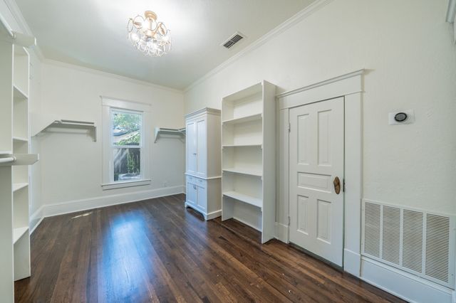 506 Brown Street, Waxahachie, TX 75165