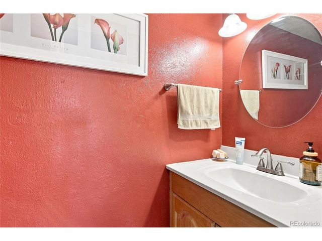 2528 S Vaughn Way C, Aurora, CO 80014