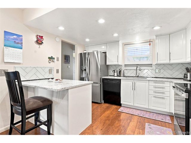 2528 S Vaughn Way C, Aurora, CO 80014