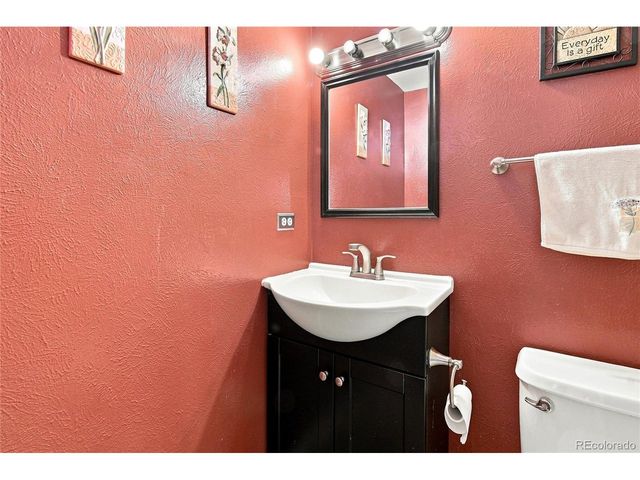 2528 S Vaughn Way C, Aurora, CO 80014