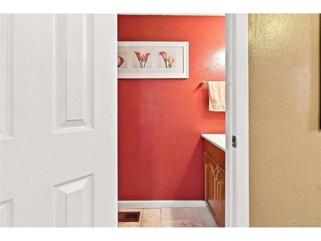 2528 S Vaughn Way C, Aurora, CO 80014