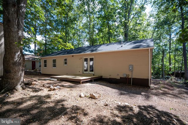 303 MT PLEASANT DR, Locust Grove, VA 22508