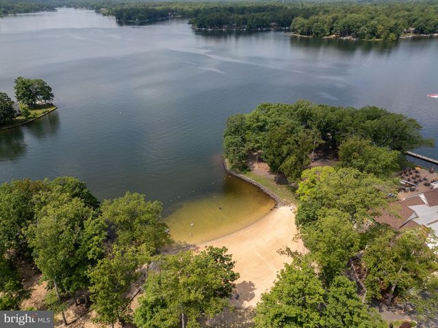 303 MT PLEASANT DR, Locust Grove, VA 22508