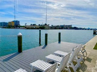 7921 East Dr 12, North Bay Village, FL 33141