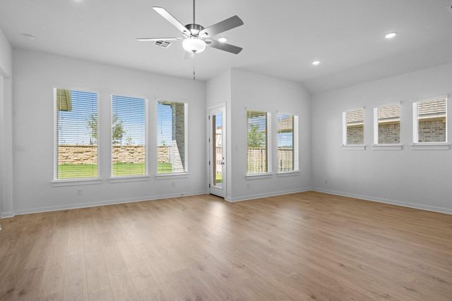 1413 Corduroy LN, Georgetown, TX 78633