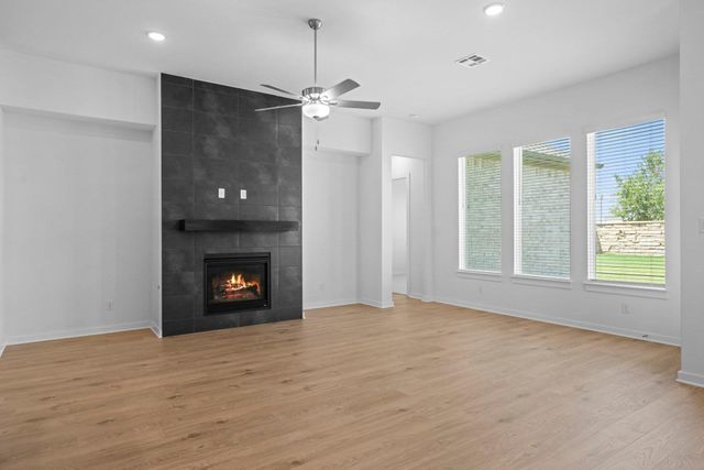 1413 Corduroy LN, Georgetown, TX 78633