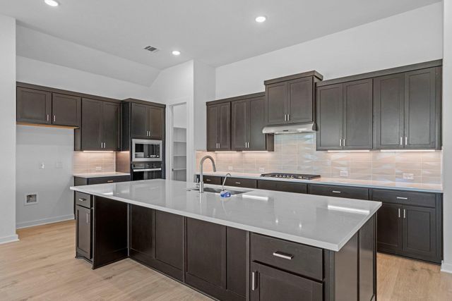1413 Corduroy LN, Georgetown, TX 78633
