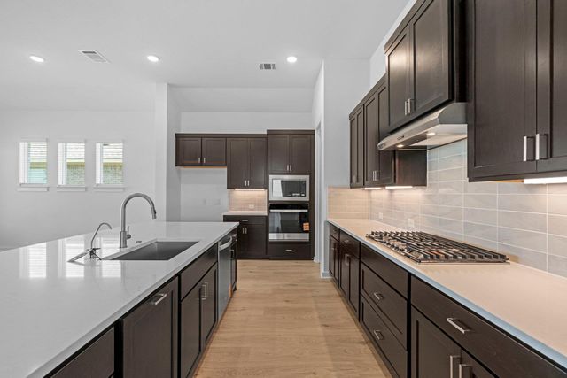 1413 Corduroy LN, Georgetown, TX 78633