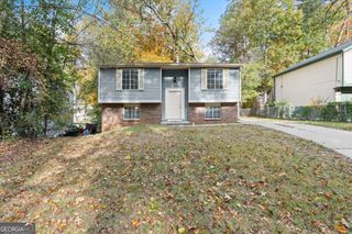 2116 Scarbrough Road, Stone Mountain, GA 30088
