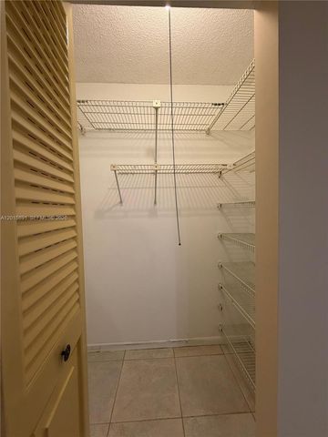 3032 Hythe B 3032, Boca Raton, FL 33434