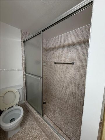 3032 Hythe B 3032, Boca Raton, FL 33434