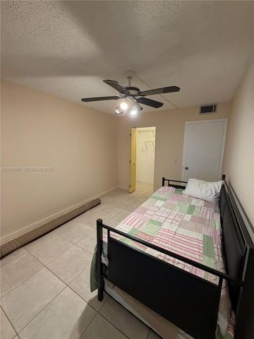 3032 Hythe B 3032, Boca Raton, FL 33434