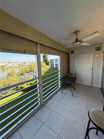 3032 Hythe B 3032, Boca Raton, FL 33434
