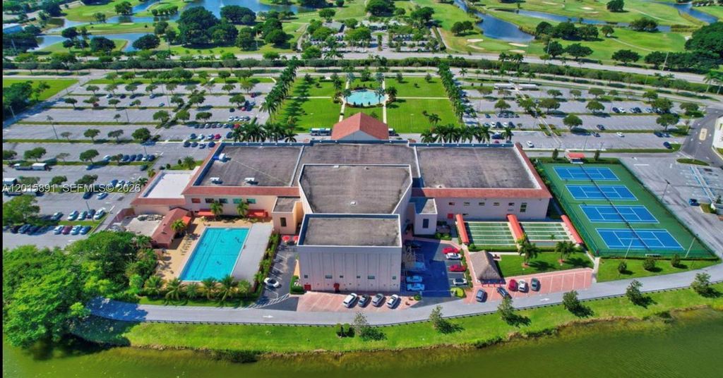 3032 Hythe B 3032, Boca Raton, FL 33434