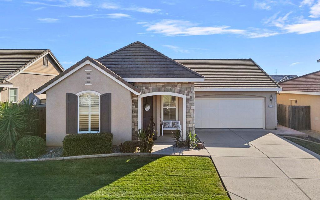 12316 Pawcatuck Way, Rancho Cordova, CA 95742