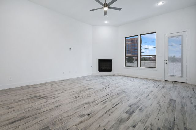 8218 Vitex Avenue, Dallas, TX 75252