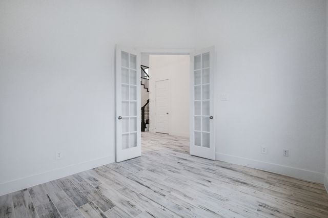 8218 Vitex Avenue, Dallas, TX 75252