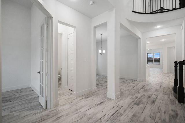 8218 Vitex Avenue, Dallas, TX 75252