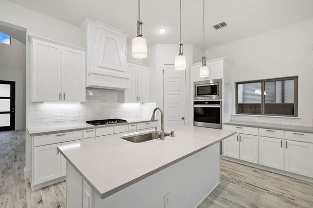 8218 Vitex Avenue, Dallas, TX 75252