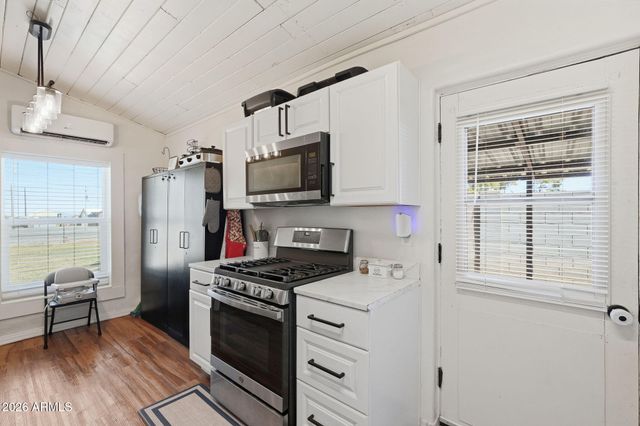 11293 N MCGEE Road, Valley Farms, AZ 85191