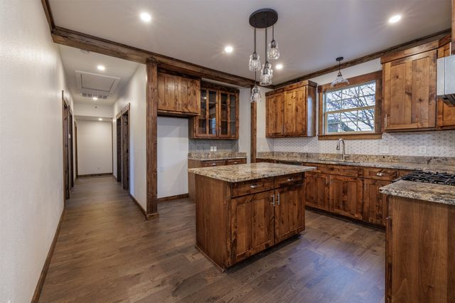 217 Houston Street, Sulphur Springs, TX 75482