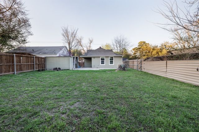 217 Houston Street, Sulphur Springs, TX 75482