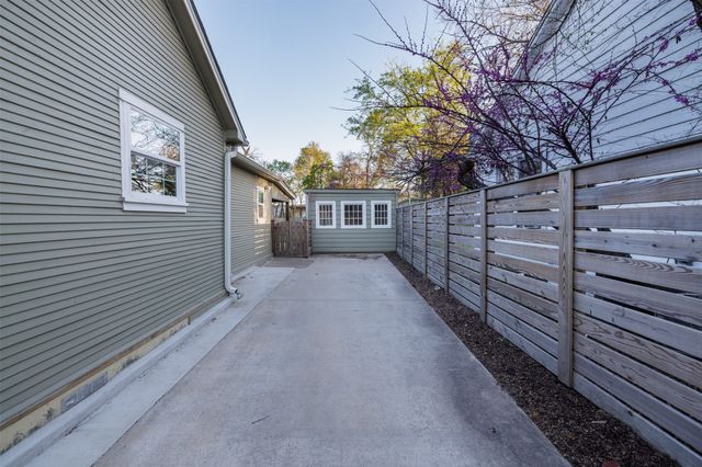 217 Houston Street, Sulphur Springs, TX 75482