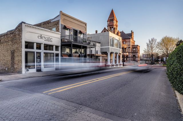 217 Houston Street, Sulphur Springs, TX 75482