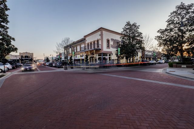 217 Houston Street, Sulphur Springs, TX 75482