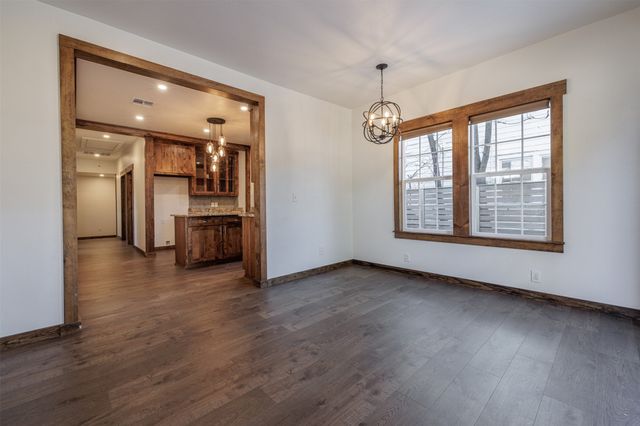 217 Houston Street, Sulphur Springs, TX 75482