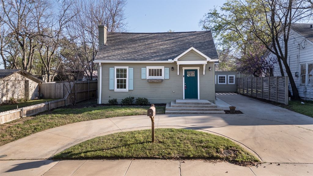 217 Houston Street, Sulphur Springs, TX 75482