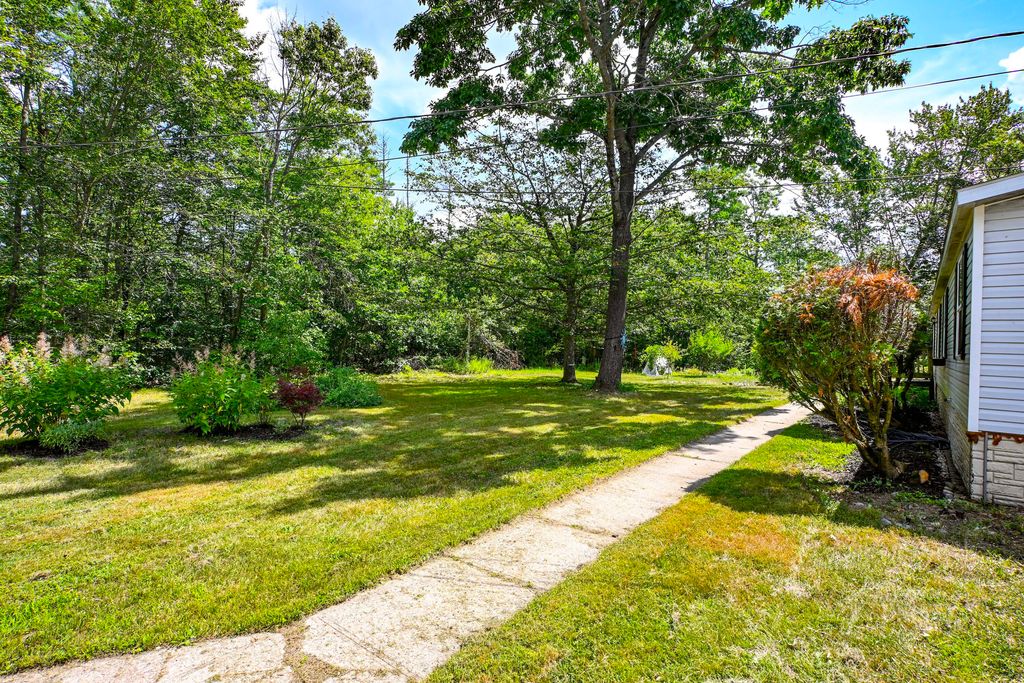15 Sarah Vaughn Road, Hollis, ME 04042 — photo 3