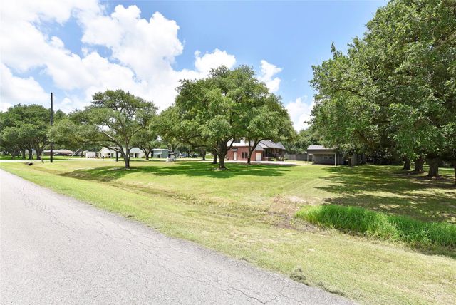 14323 Buffalo Street, Needville, TX 77461