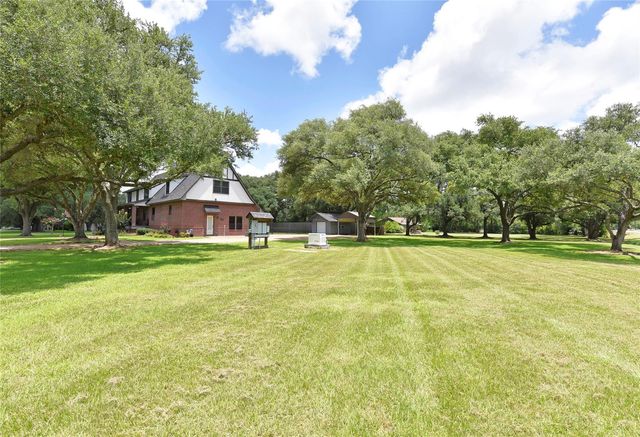 14323 Buffalo Street, Needville, TX 77461