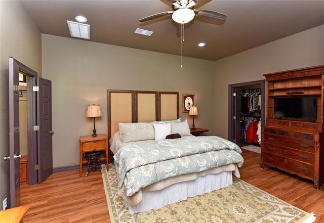 14323 Buffalo Street, Needville, TX 77461