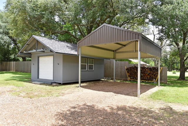 14323 Buffalo Street, Needville, TX 77461