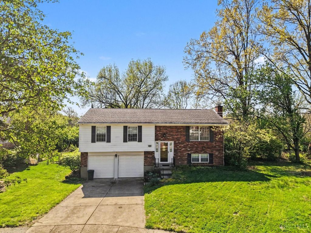 224 Sebastian Court, Delhi Twp, OH 45238