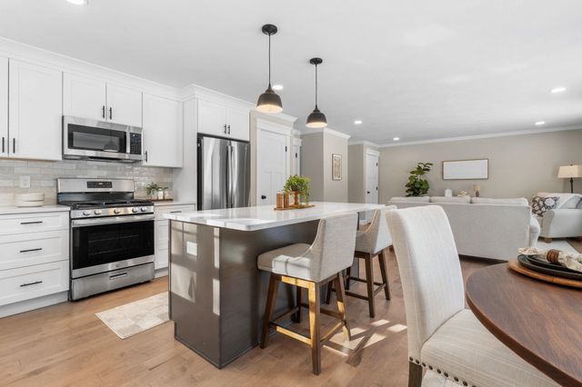 14 Caesars Road, Mont Vernon, NH 03057