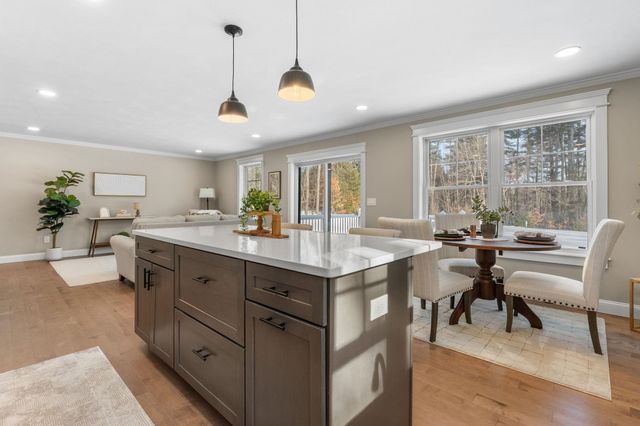 14 Caesars Road, Mont Vernon, NH 03057